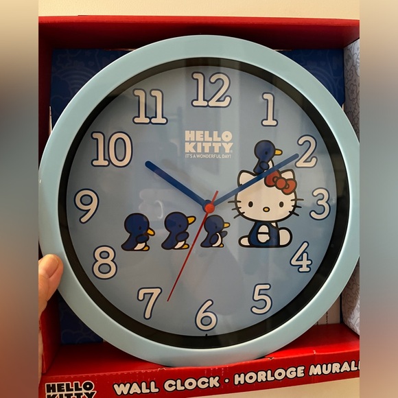 HELLO KITTY Wall Clock Decor SANRIO Kawaii Anime Manga Collectible Art Frame Pop - Picture 2 of 7